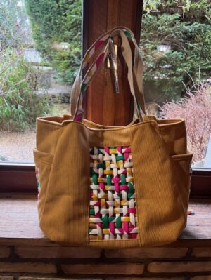 Besace multipoches velours jaune et trèssage