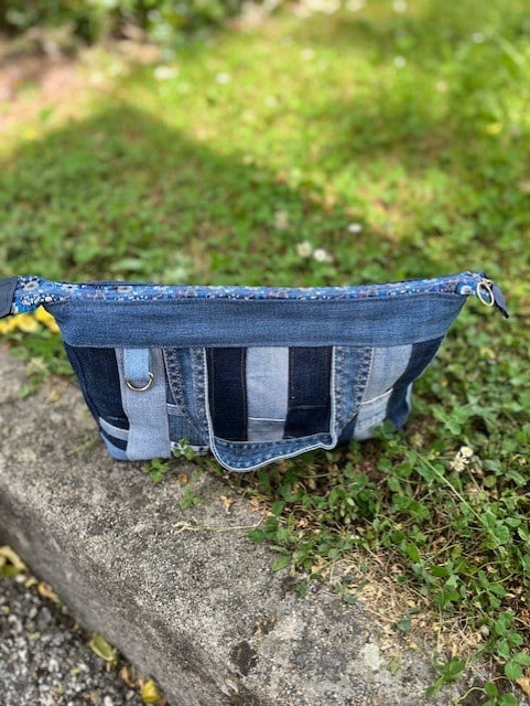 Trousse zippée à anses – Image 2