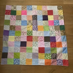 Couverture pour bébé patchwork multicolore