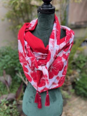 Chèche fleurs rouges